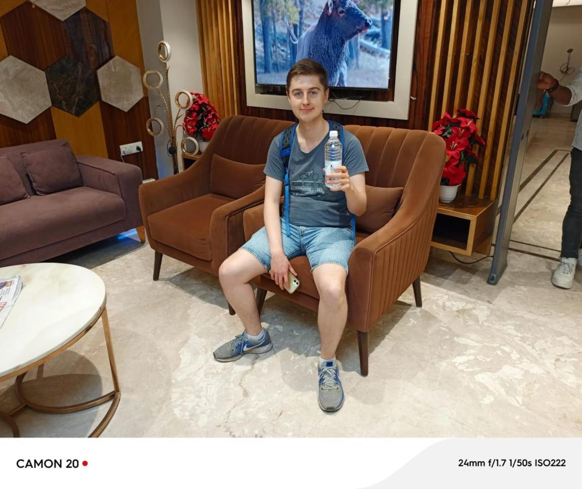 Hotel Glitz - Walk In From New Delhi Railway Station المظهر الخارجي الصورة