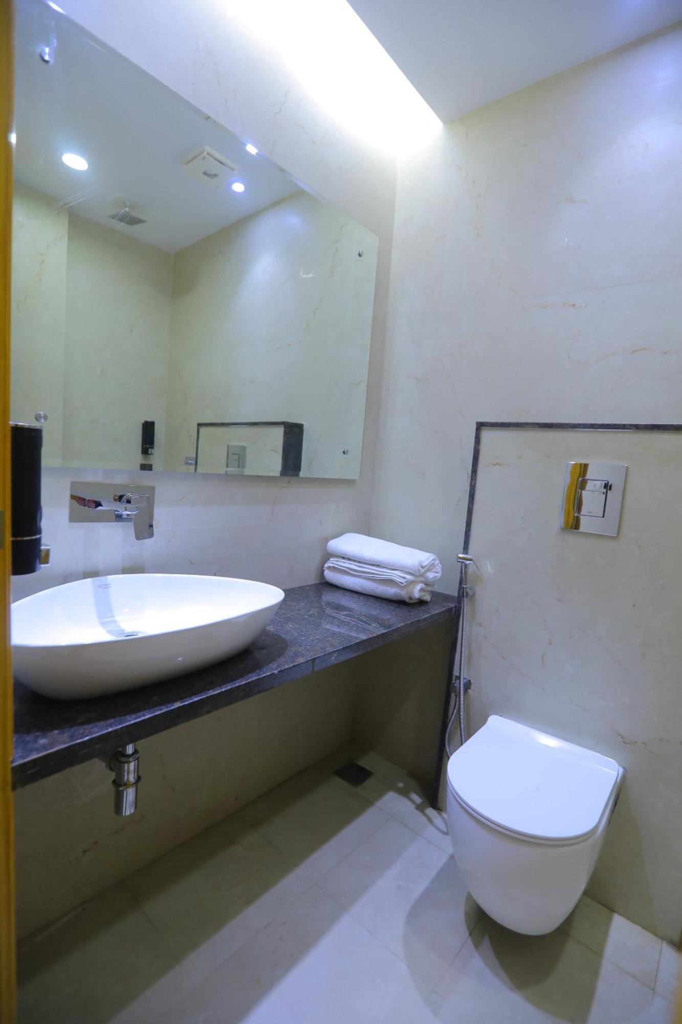 Hotel Glitz - Walk In From New Delhi Railway Station المظهر الخارجي الصورة