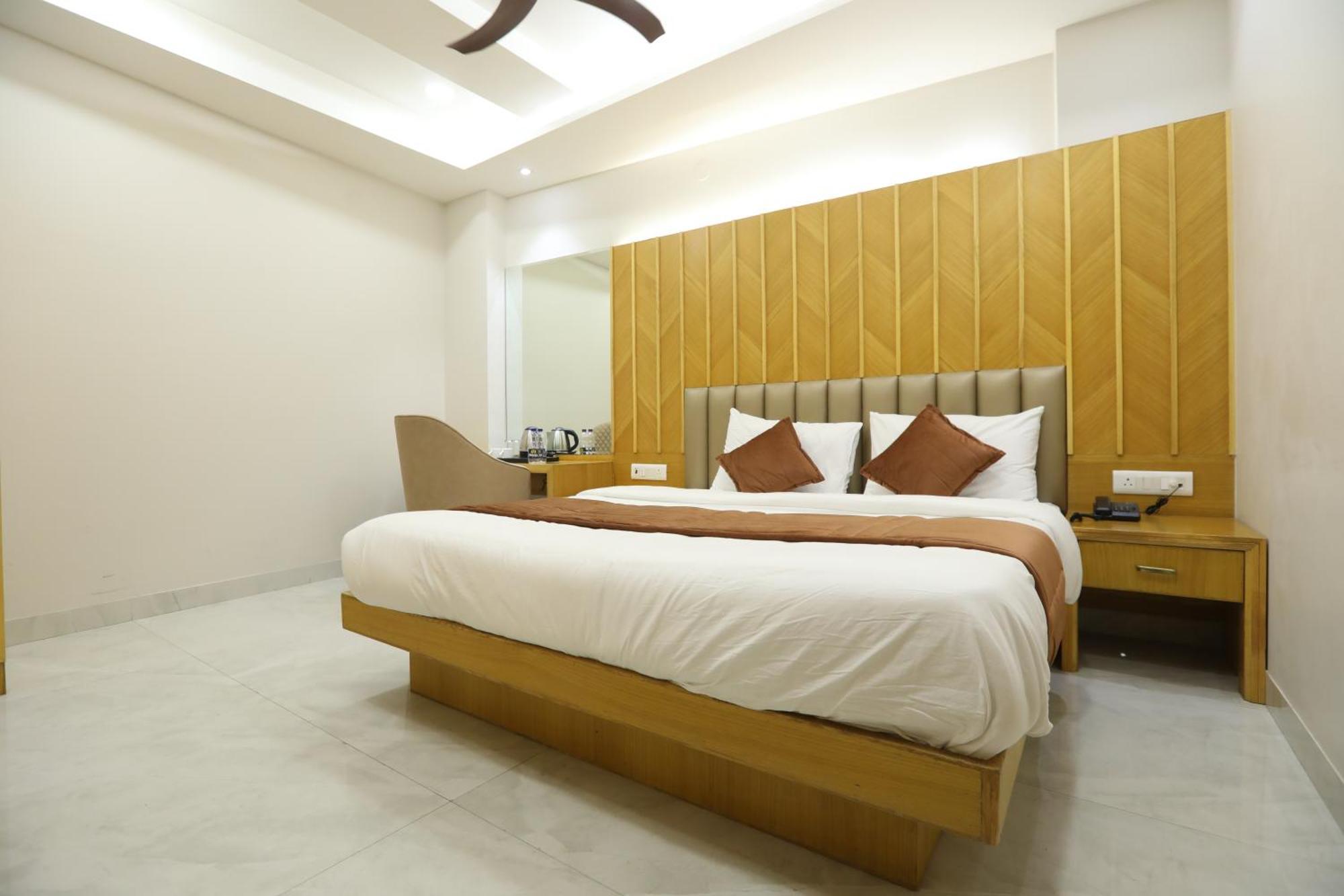 Hotel Glitz - Walk In From New Delhi Railway Station المظهر الخارجي الصورة